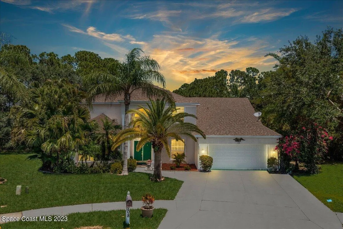 Photo of 708 Danesbrook Way