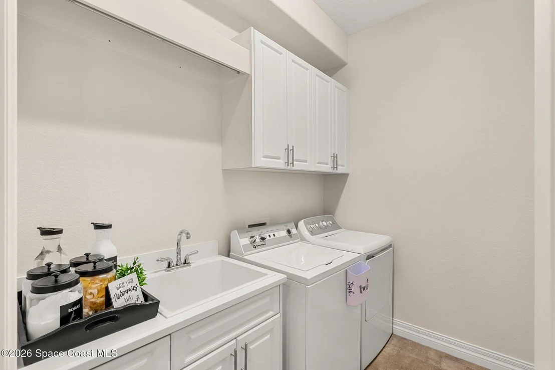 Photo of 2242 Woodfield Circle
