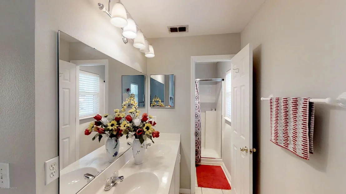 Photo of 1659 Vista Lake Circle