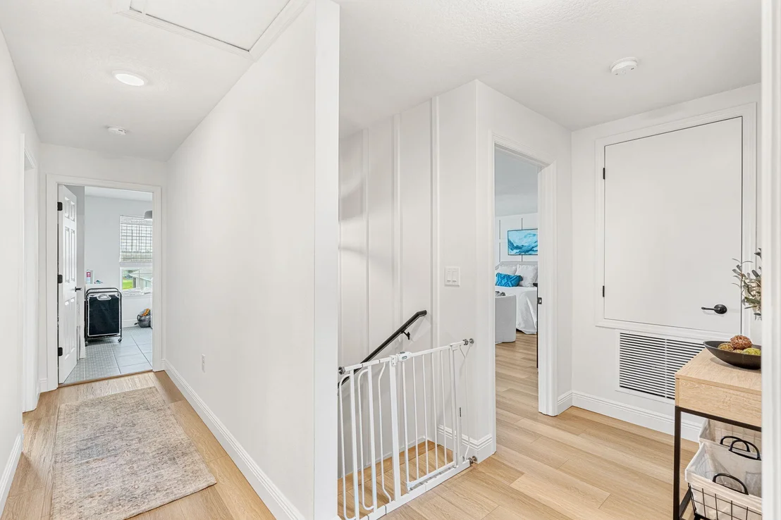 Photo of 1059 Dania Circle NE