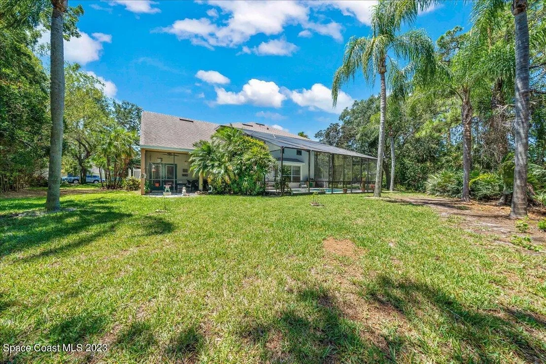 Photo of 708 Danesbrook Way