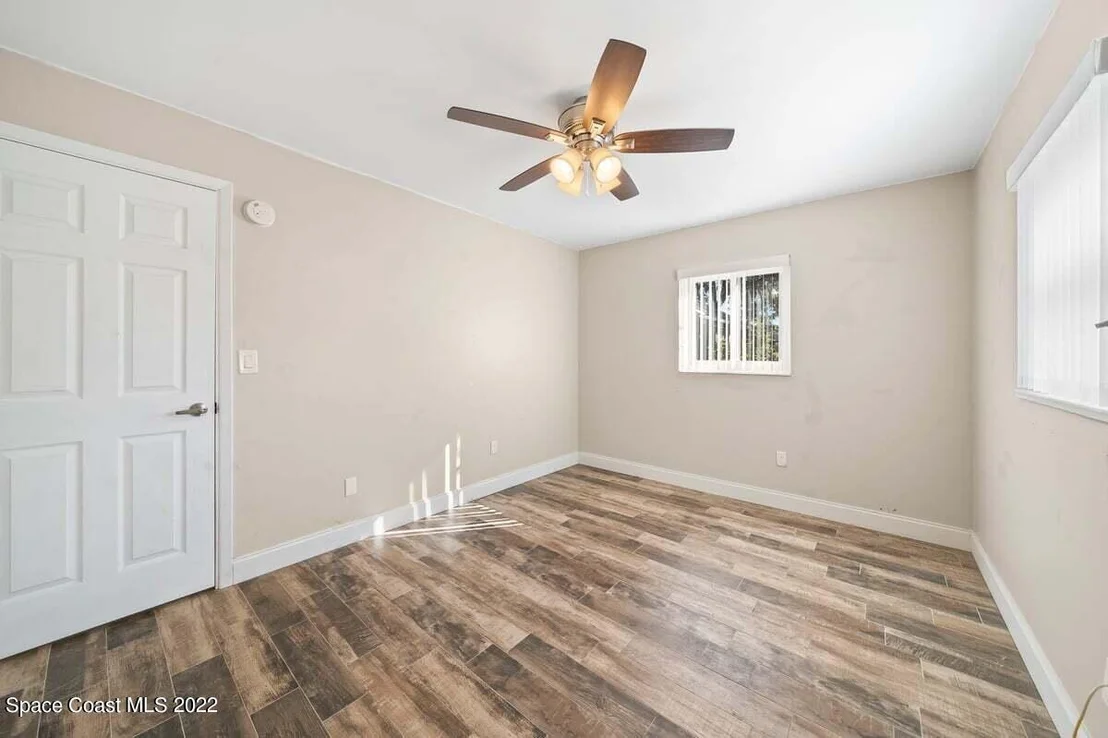 Photo of 3245 Argyle Road