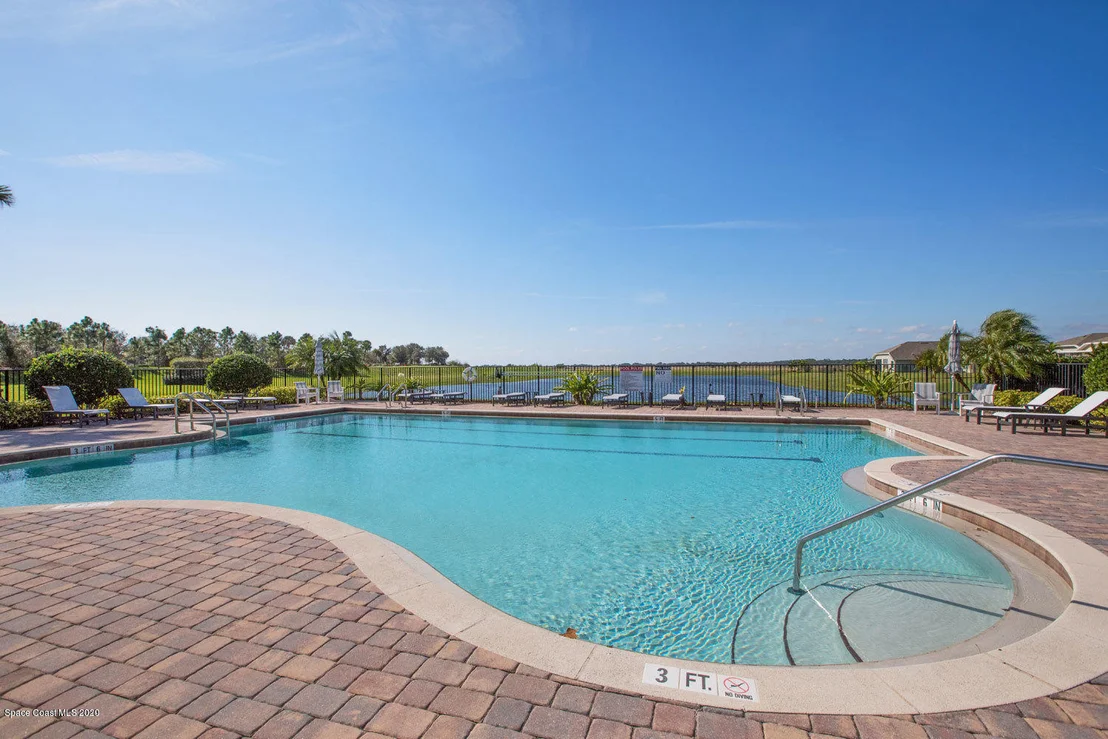 Photo of 3434 Hyperion Way SE