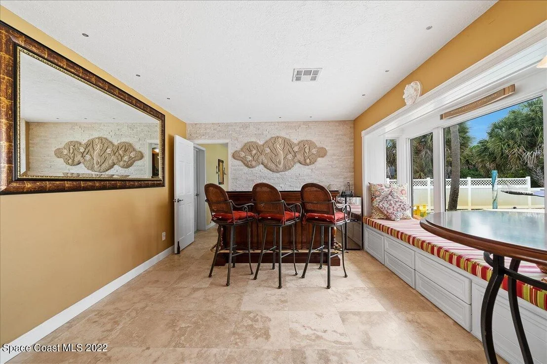 Photo of 83 W Bay Drive