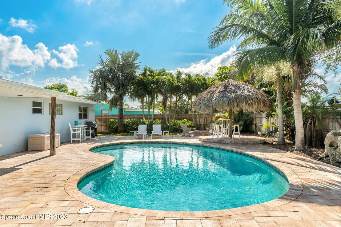 Photo of 425 Cinnamon Drive