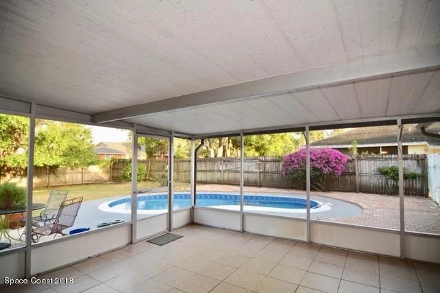 Photo of 212 E Haven Drive