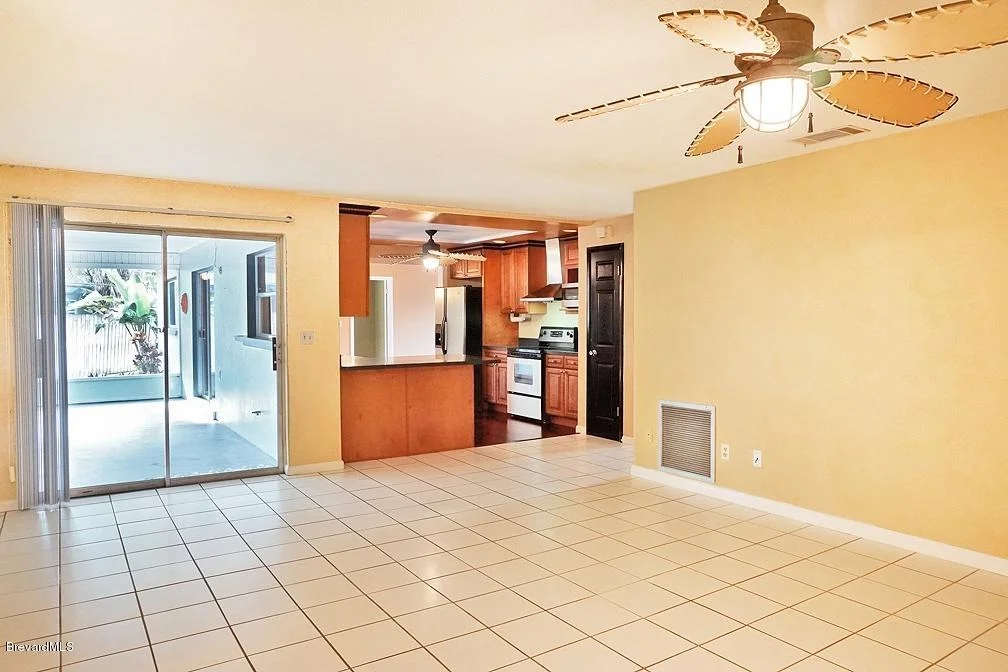 Photo of 116 Uranus Court