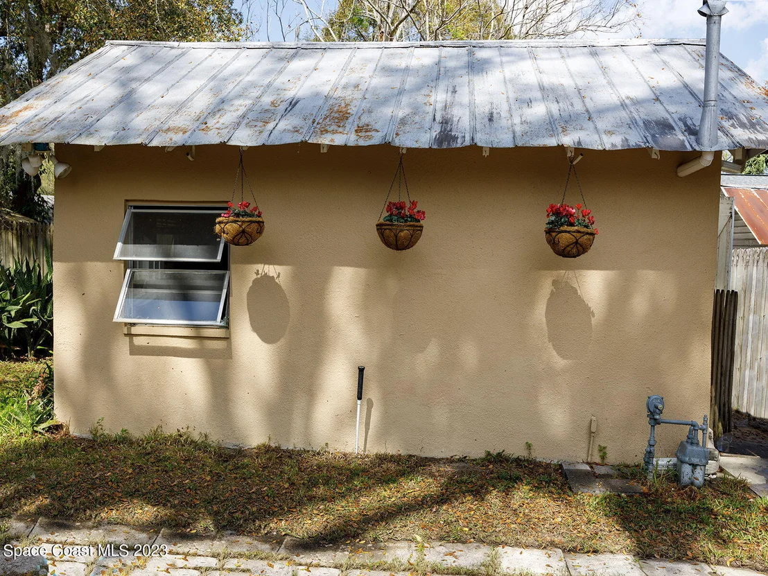 Photo of 427 N Simpson Street