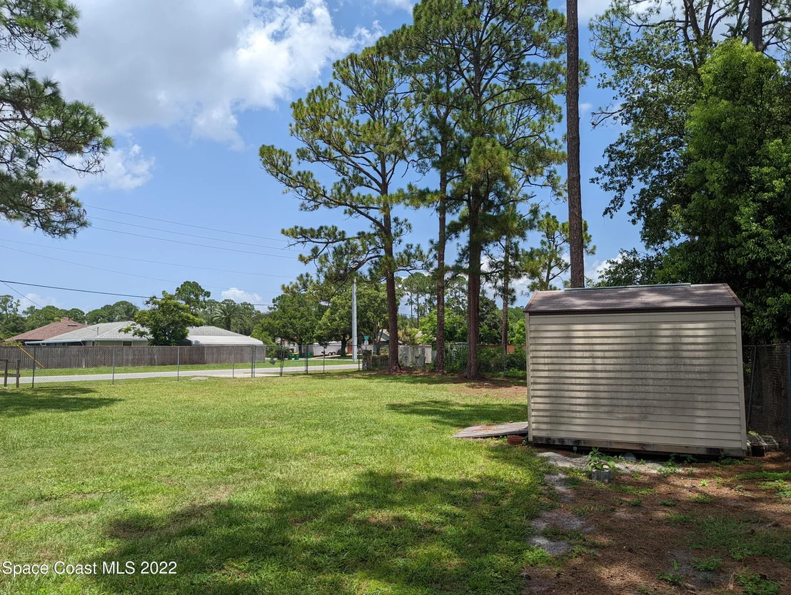 Photo of 7085 Pluto Avenue