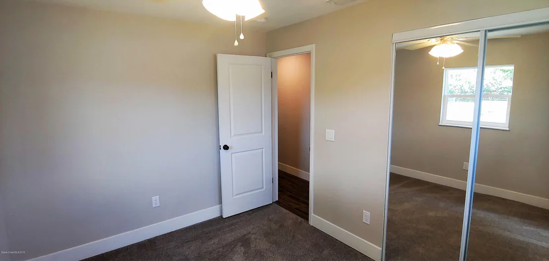 Photo of 2187 Montgomery Road