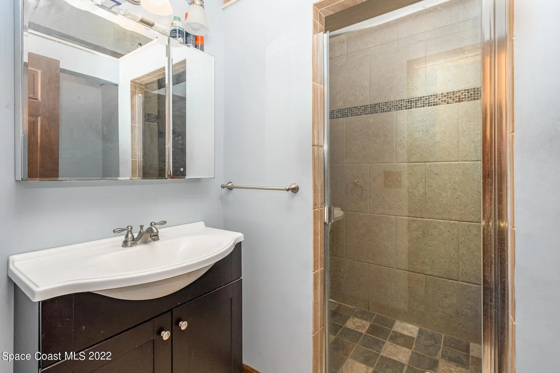 Photo of 515 Grant Road