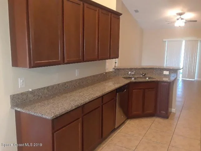 Photo of 1575 Litchfield Drive