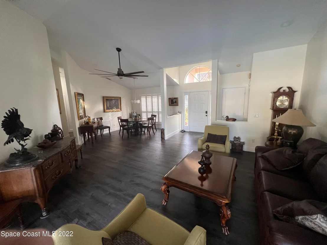 Photo of 460 Bay Point Drive