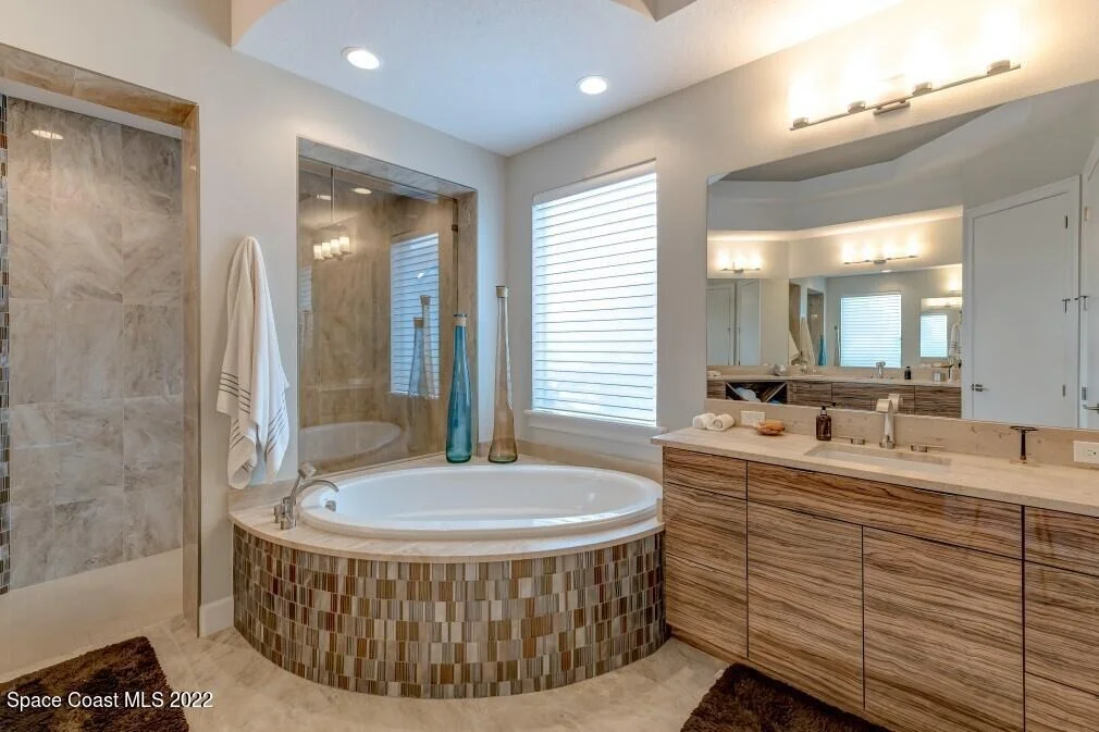 Photo of 2902 Emeldi Lane