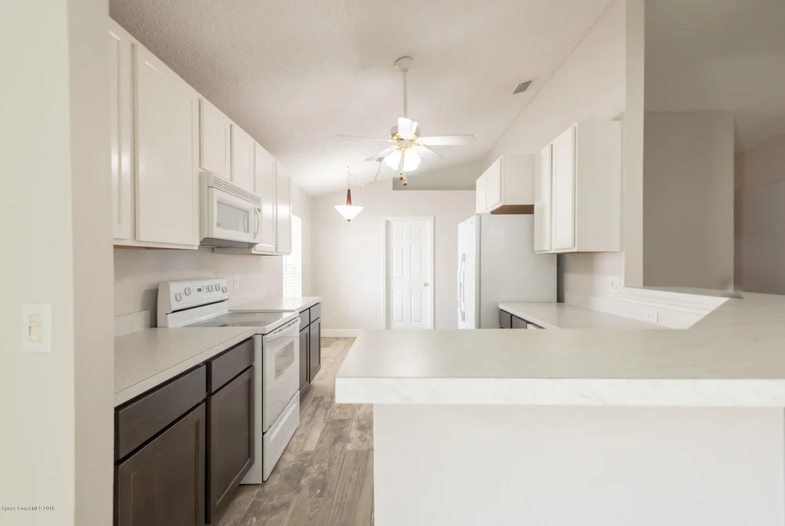 Photo of 1707 Vista Lake Circle