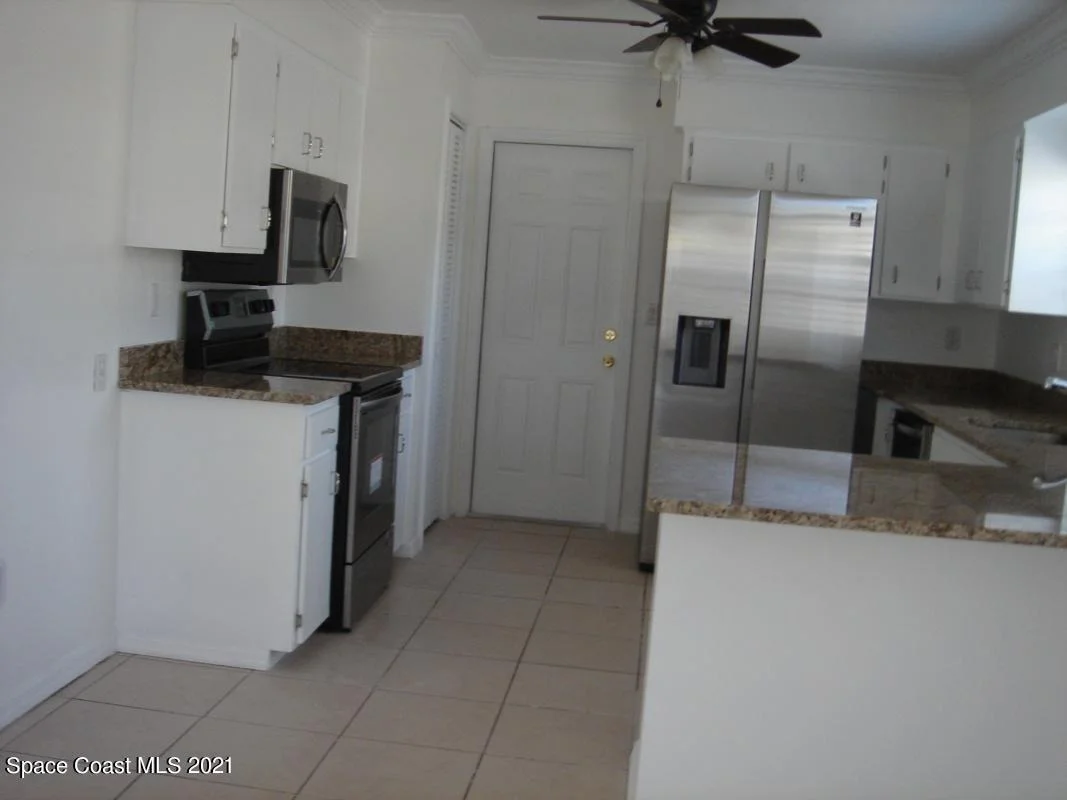 Photo of 725 Palm Drive