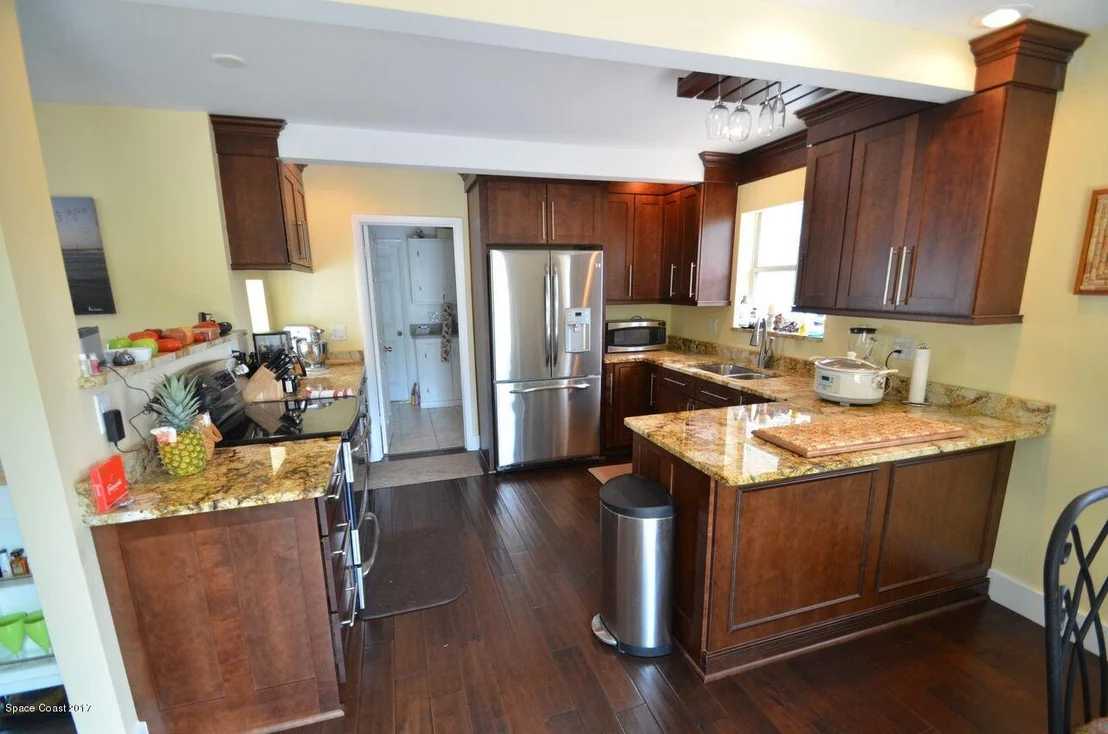 Photo of 1138 Pinetree Drive