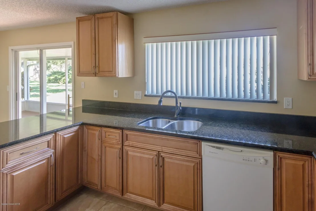 Photo of 1439 California Drive