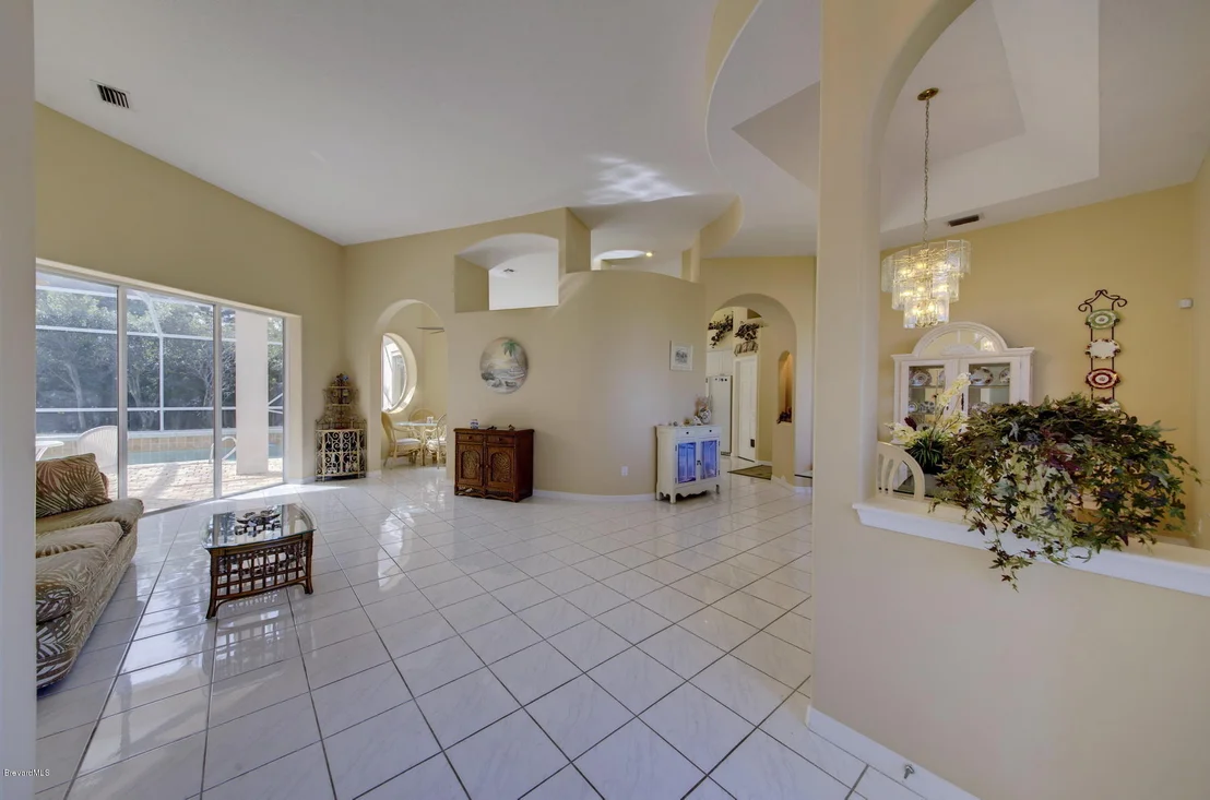 Photo of 313 Island Drive