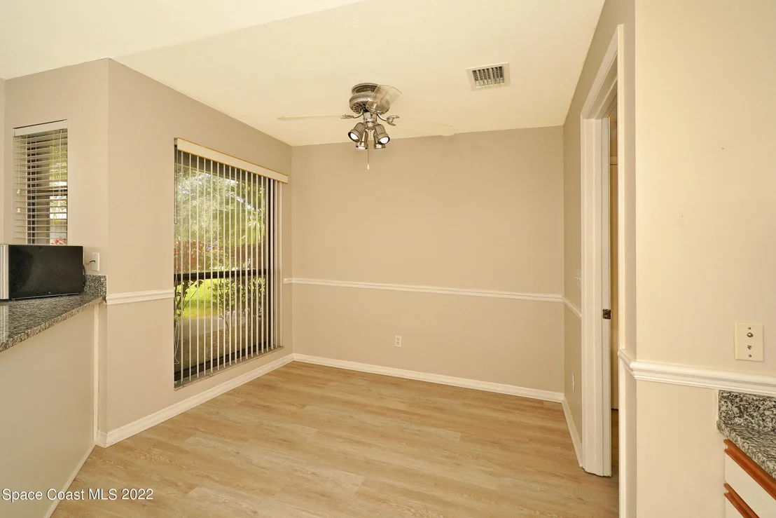 Photo of 452 Crystal Lake Drive