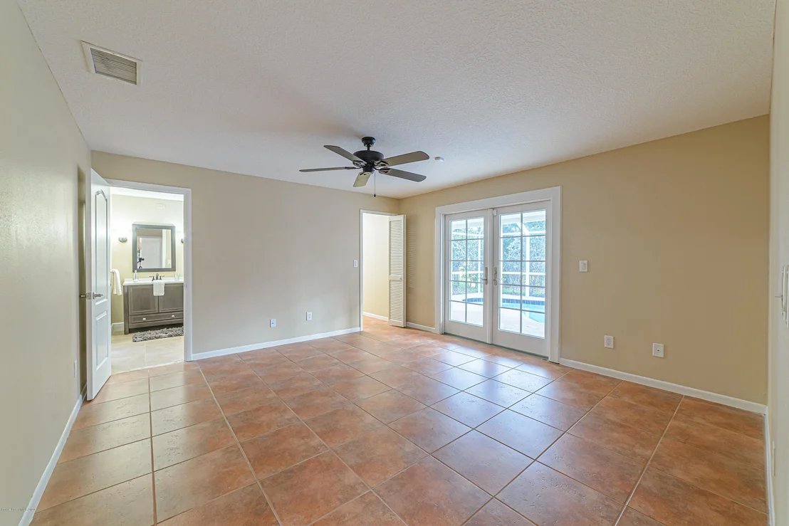 Photo of 1035 Park Ridge Place