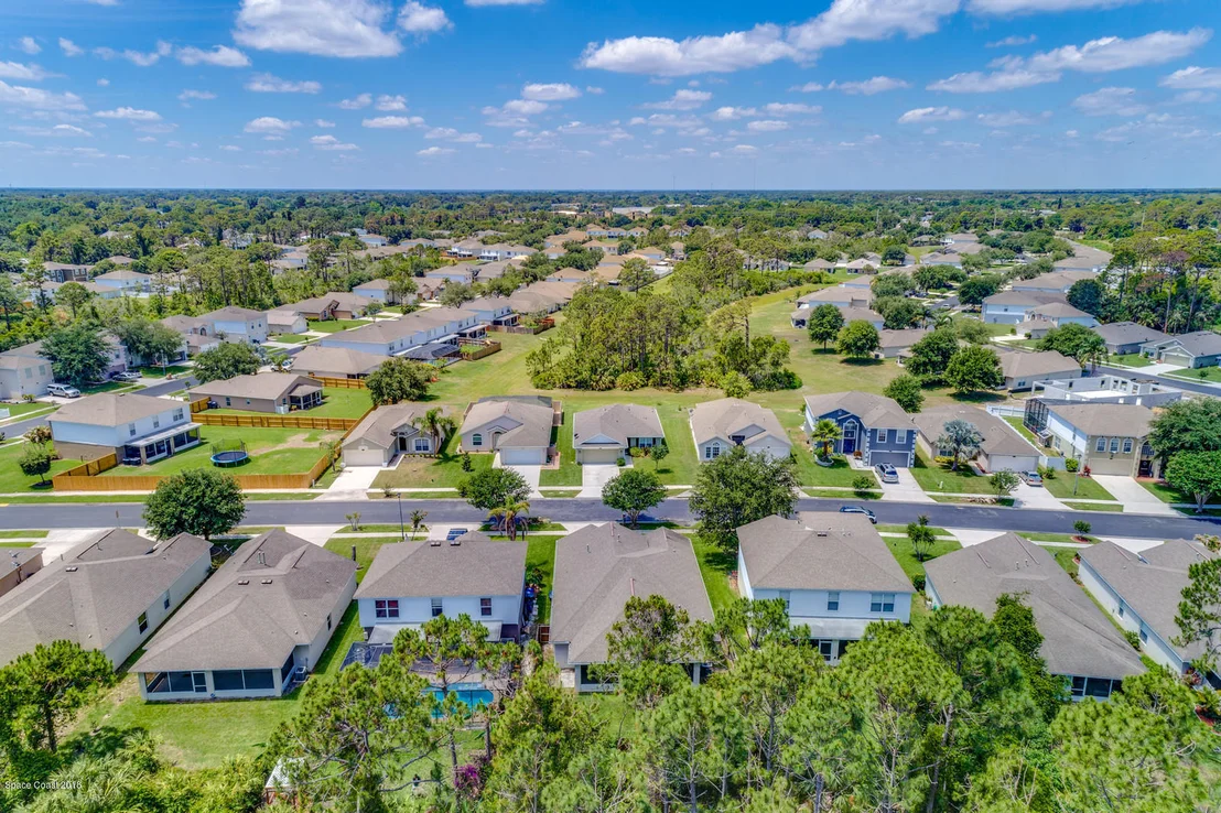 Photo of 459 Macon Drive