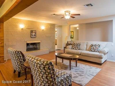 Photo of 1261 Knecht Road NE
