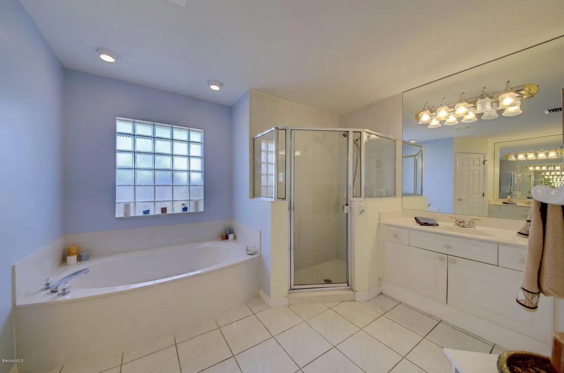 Photo of 313 Island Drive