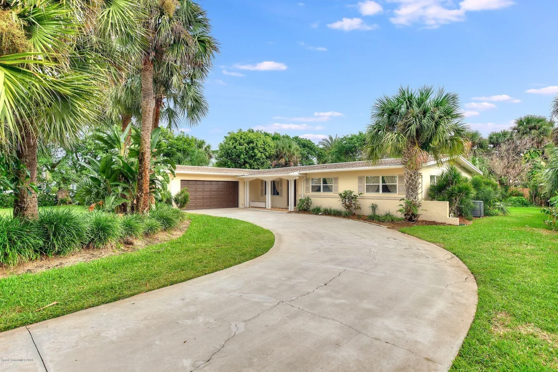 Photo of 307 Hibiscus Trail