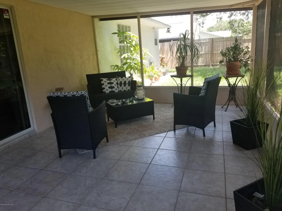 Photo of 5095 Carter Street