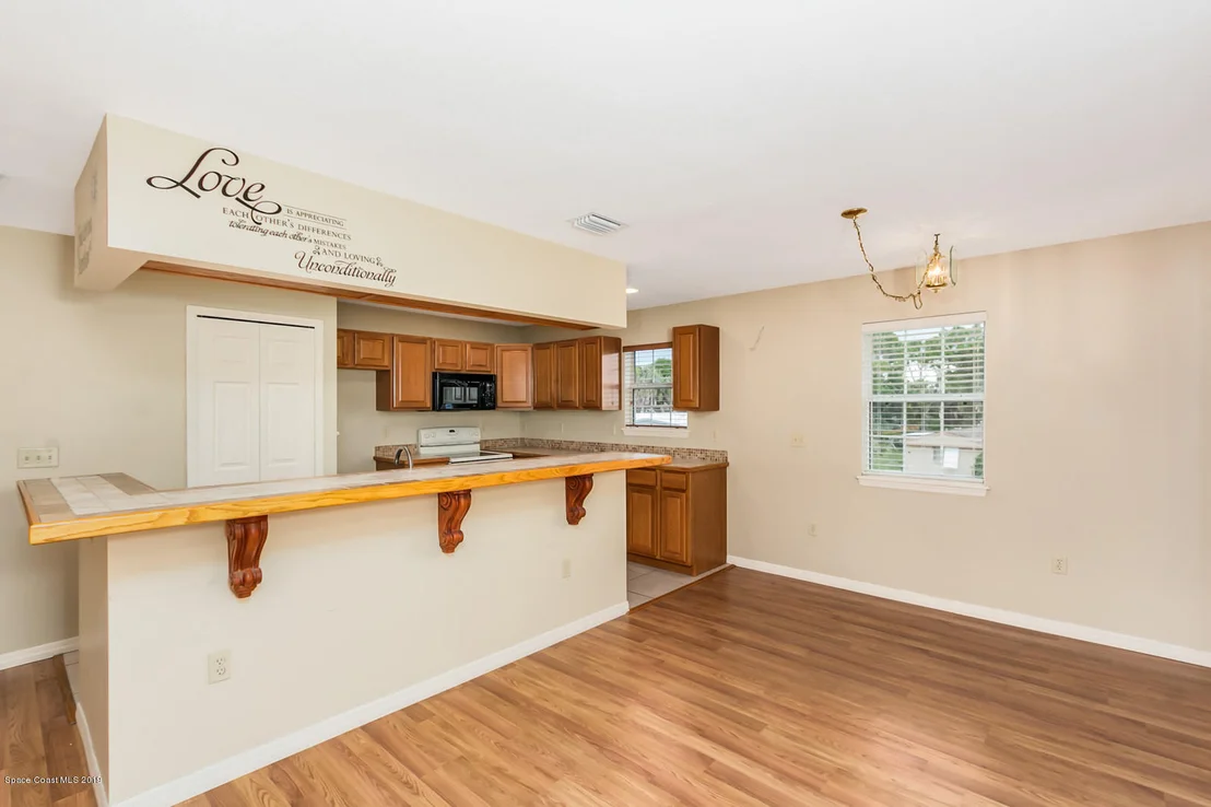 Photo of 314 Iris Street
