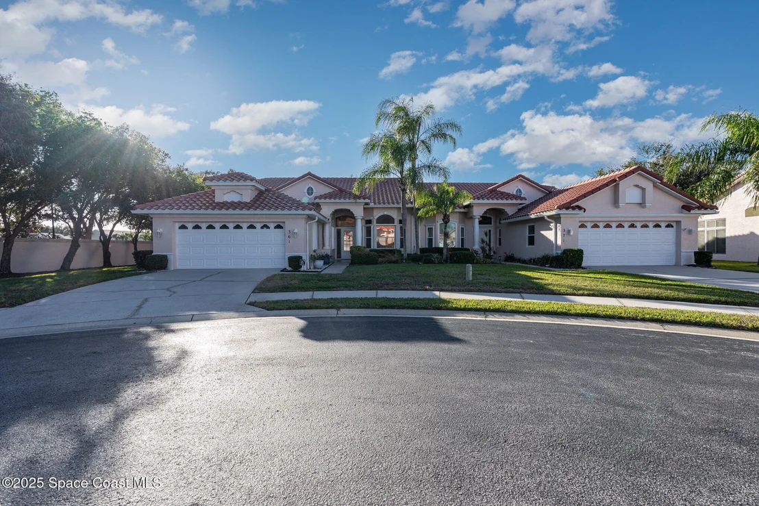 Photo of 361 Shell Cove Drive