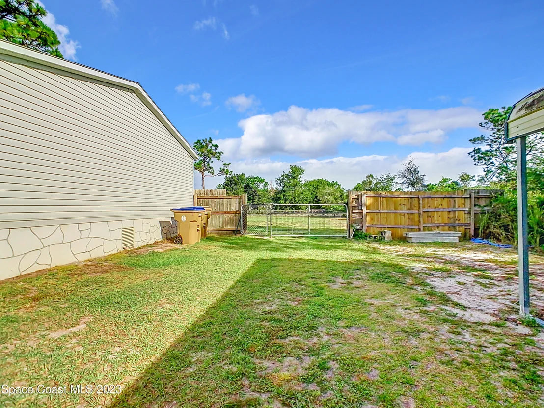 Photo of 9070 Mercury Drive