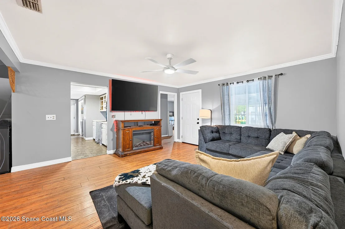 Photo of 4585 Vancouver Avenue