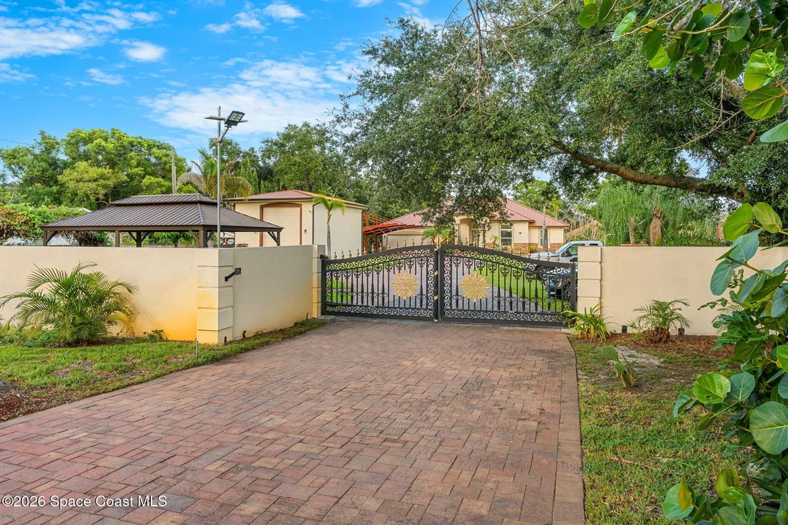 Photo of 2815 Dairy Road