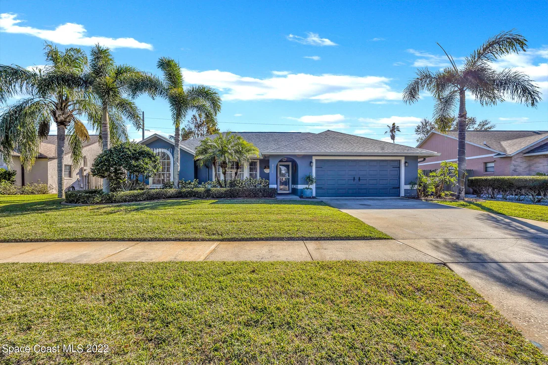 Photo of 905 Pine Baugh Street