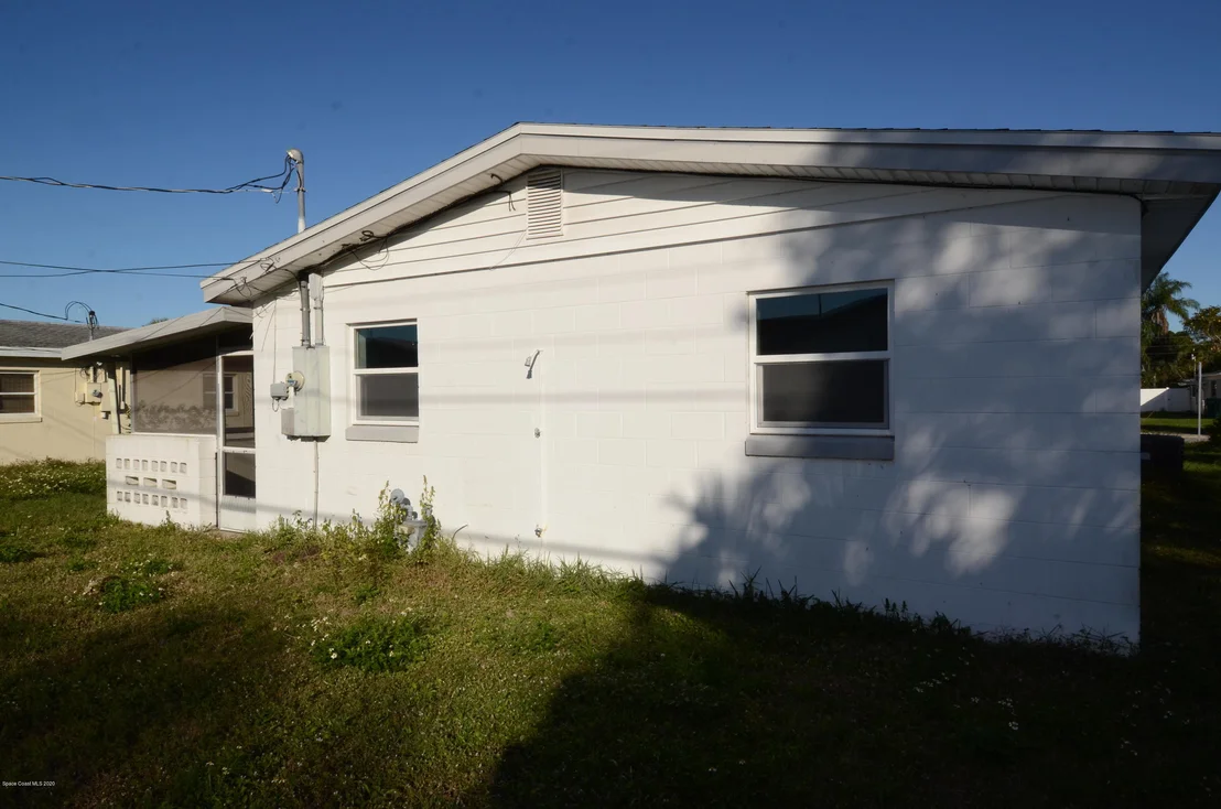Photo of 740 Teak Drive