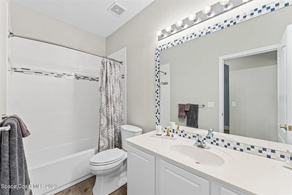 Photo of 4928 Worthington Circle