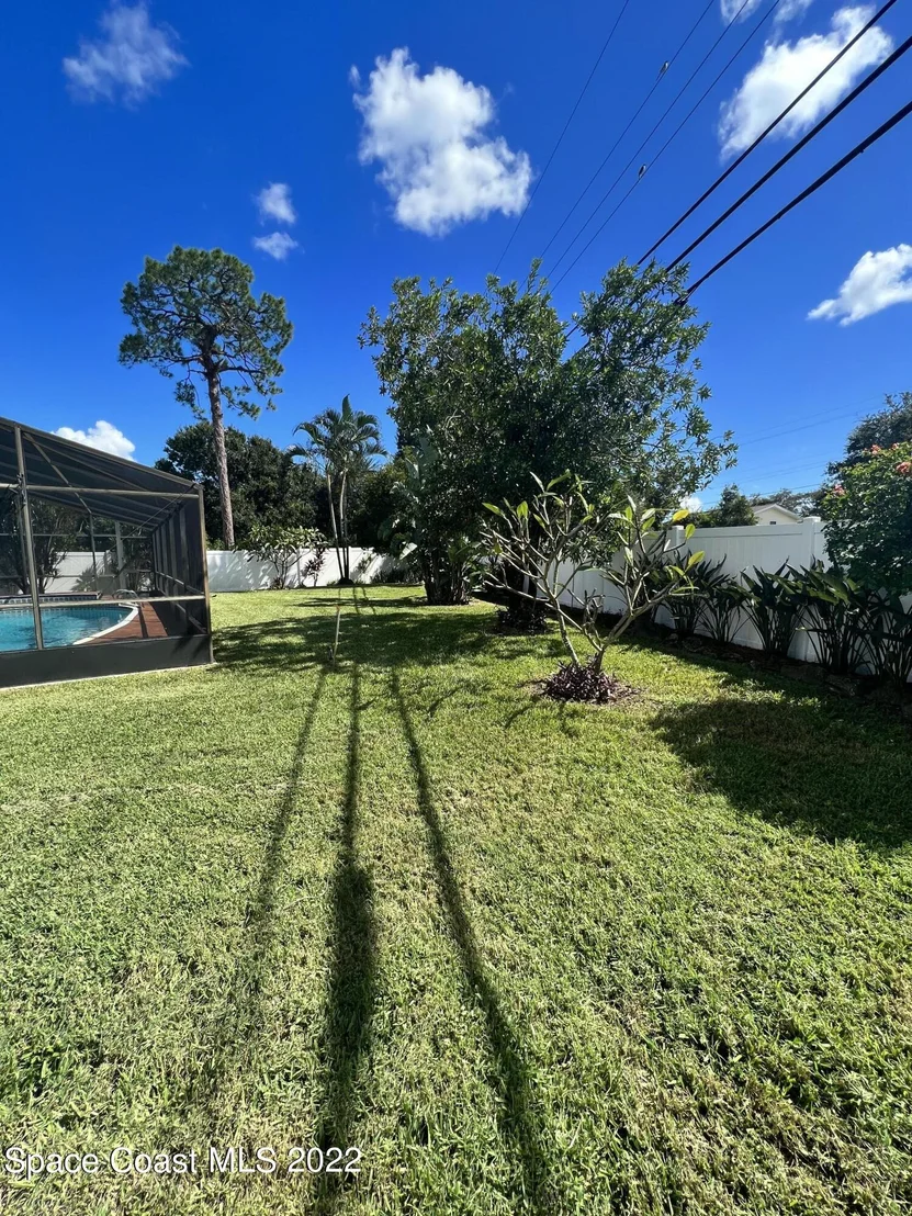Photo of 977 Kings Post Road