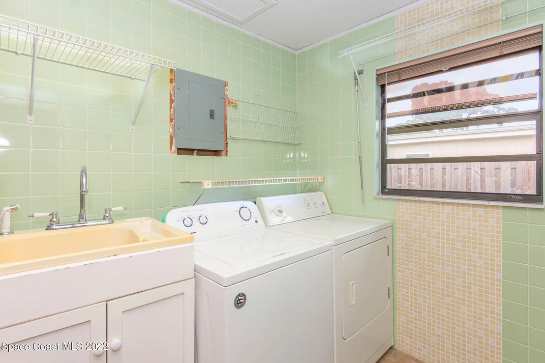 Photo of 1021 Coronado Drive