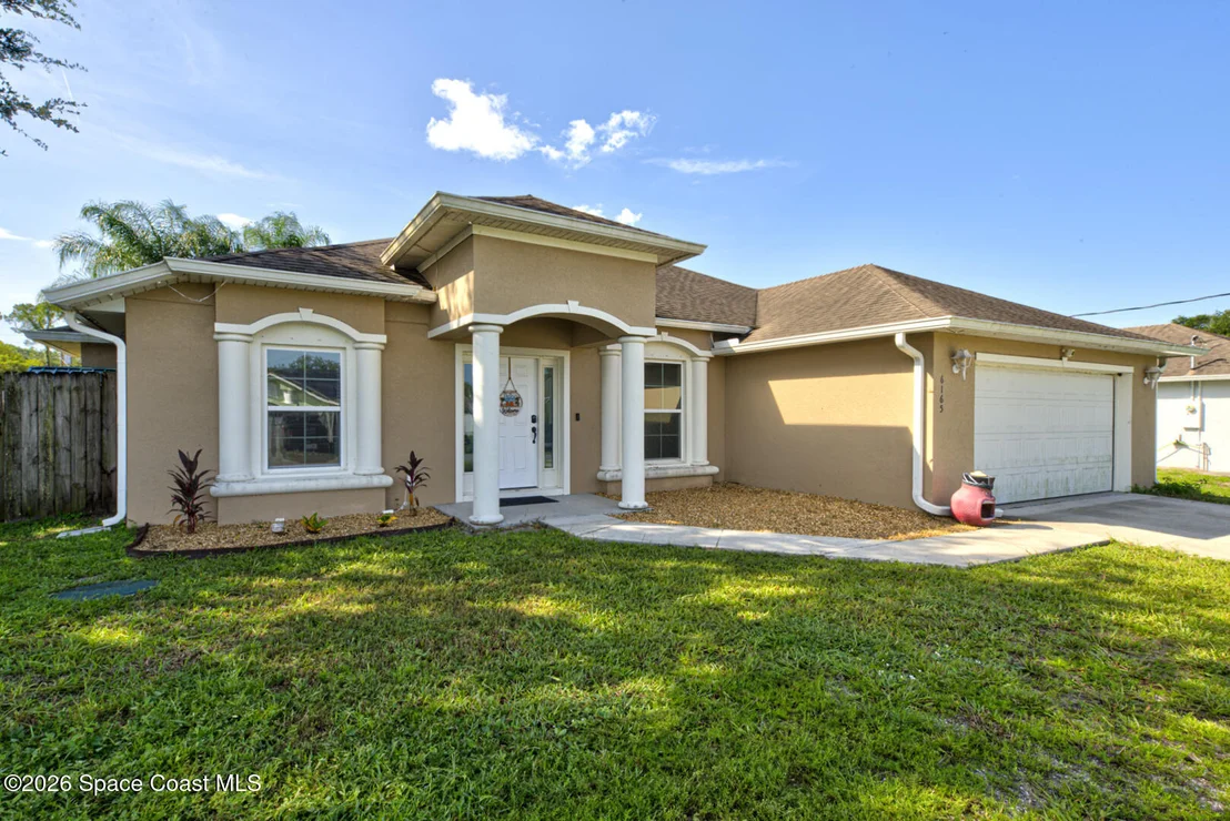 Photo of 6165 Adina Road