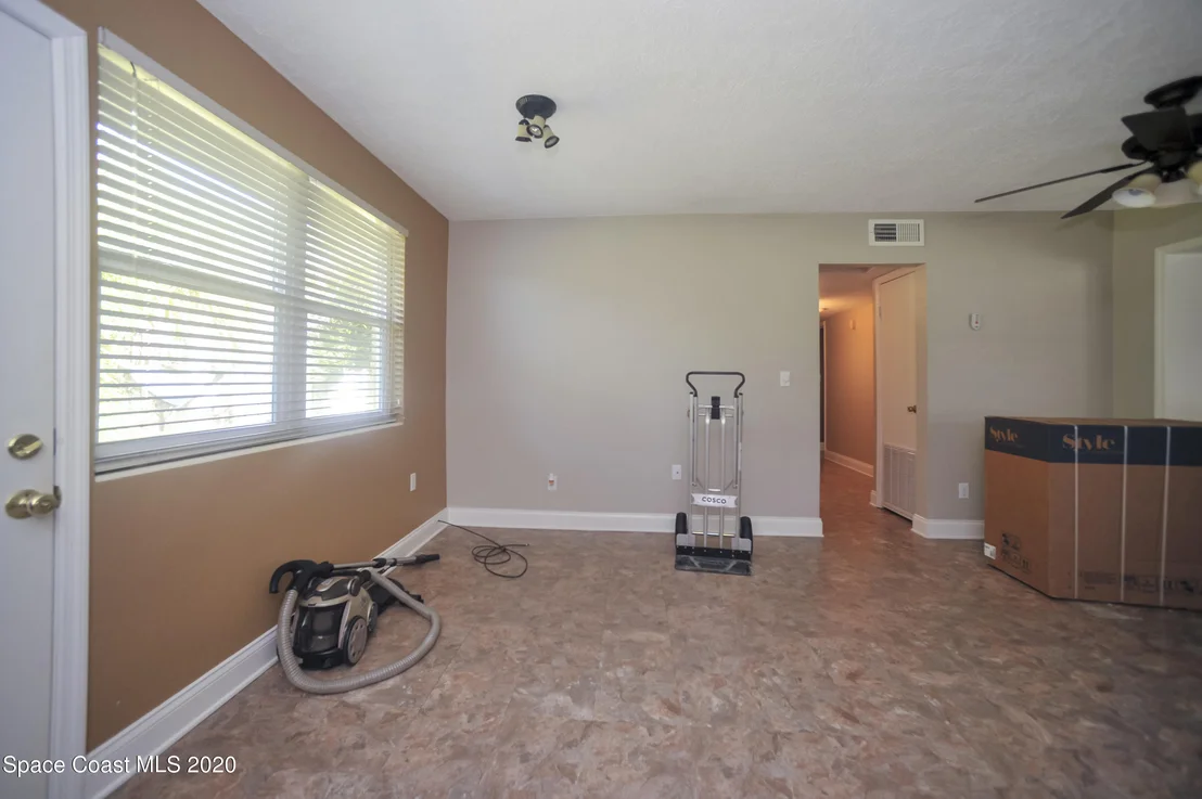 Photo of 1214 VASSAR Lane