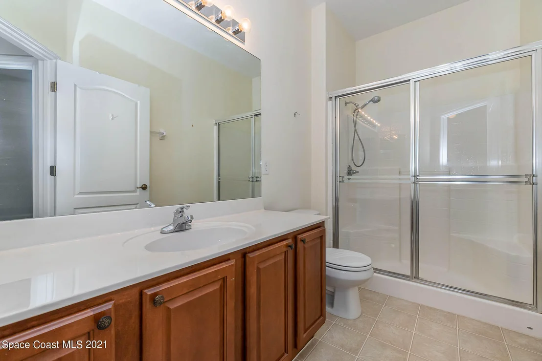 Photo of 3263 Hawthorne Avenue