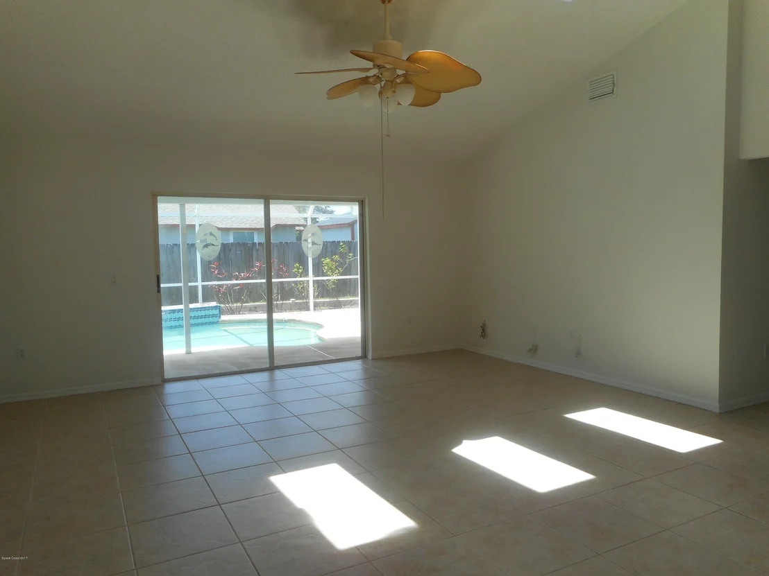 Photo of 1225 Meadow Lake Road