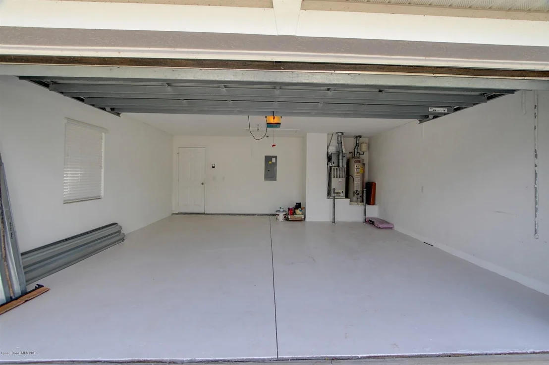 Photo of 4490 Portage Trail