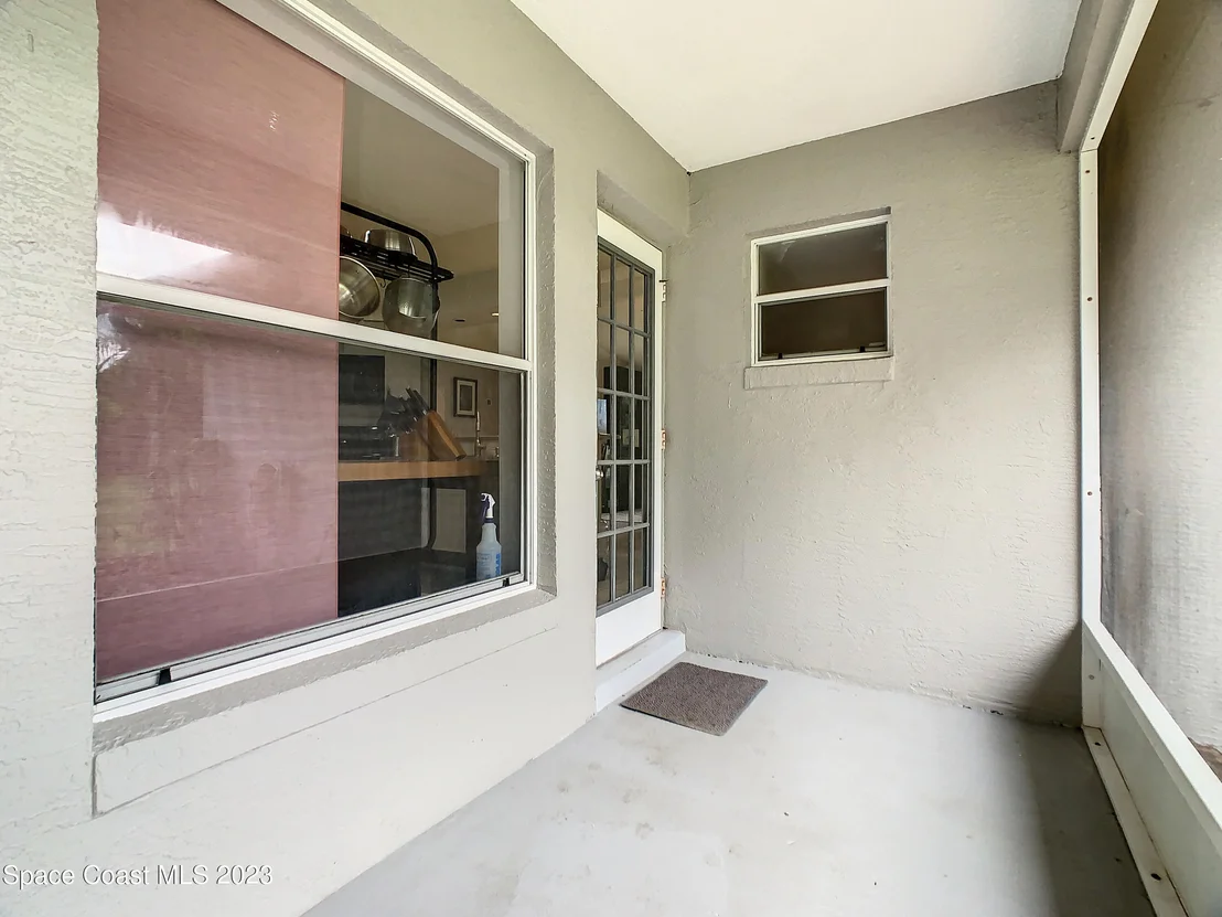 Photo of 6440 Aberfoyle Avenue