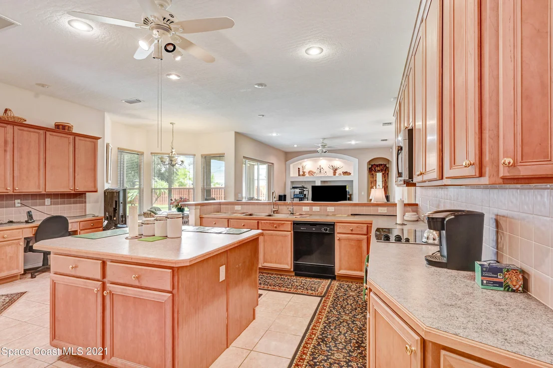 Photo of 5941 Newbury Circle