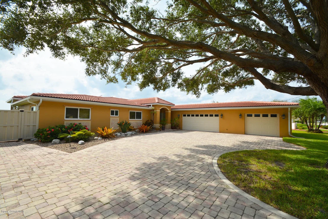 Photo of 31 W Point Drive