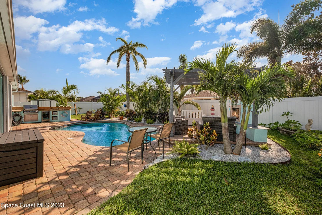 Photo of 825 Triple Crown Lane