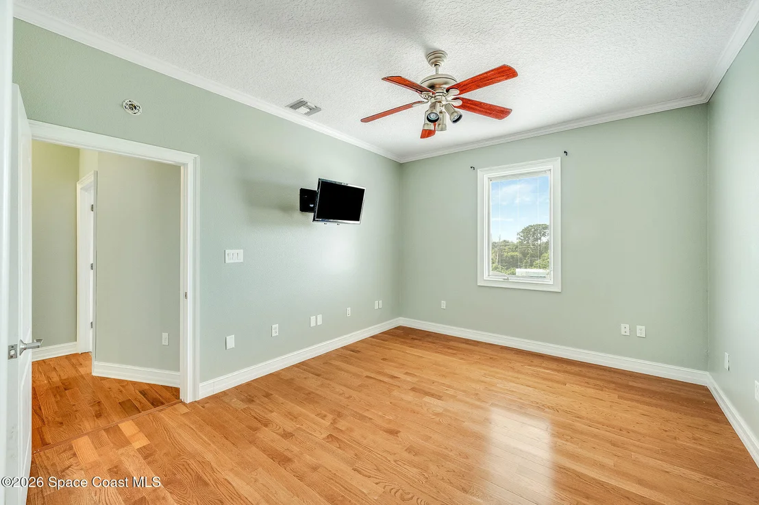 Photo of 2326 Holder Road